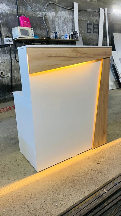 Ресепшн. Торговое оборудование.