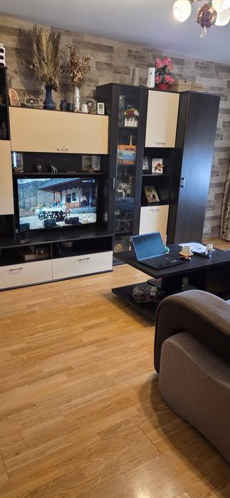 Vand apartament 2 camere, zona Meva