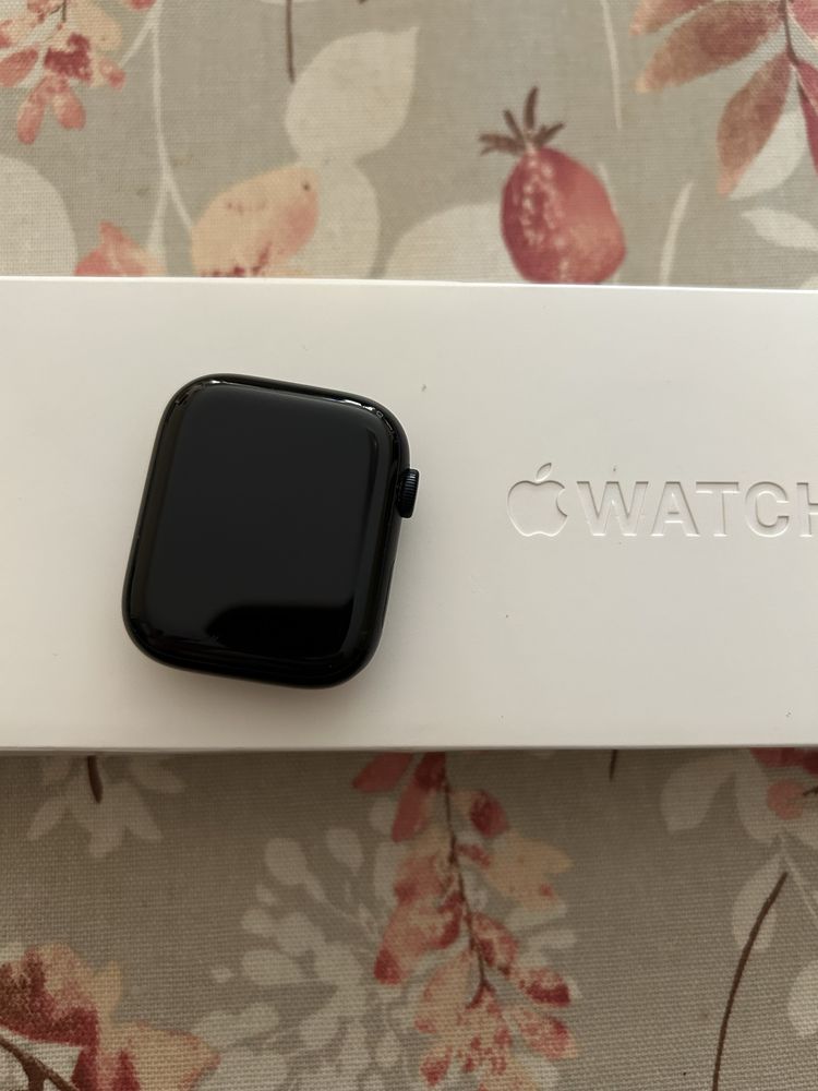 Apple Watch Series 7 GPS + Cellular 45mm