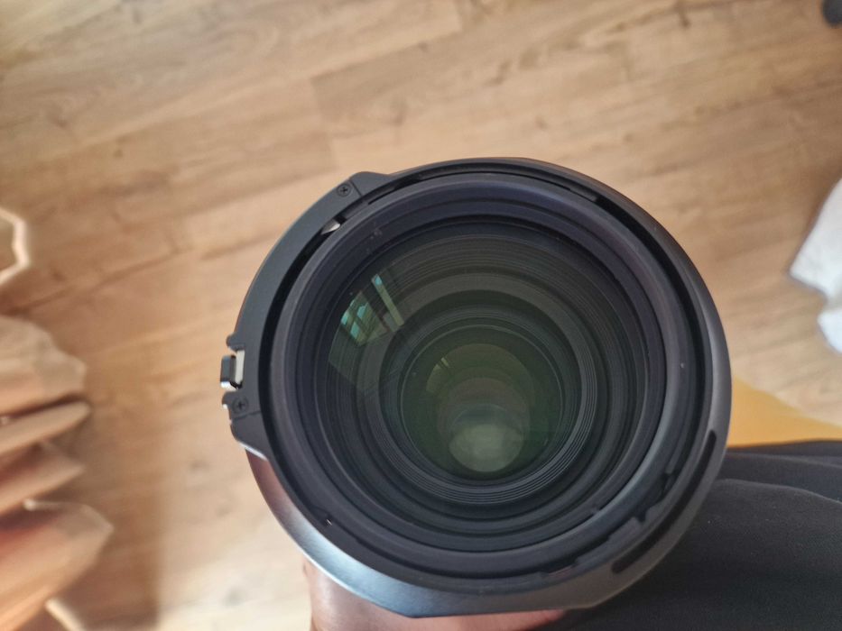 Nikon AF-S NIKKOR 70-200mm f / 2.8E FL ED VR