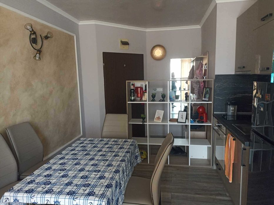 Дава се под наем Двустаен апартамент в Бургас, Сарафово - 50 кв.м за 350 € - Снимка #2