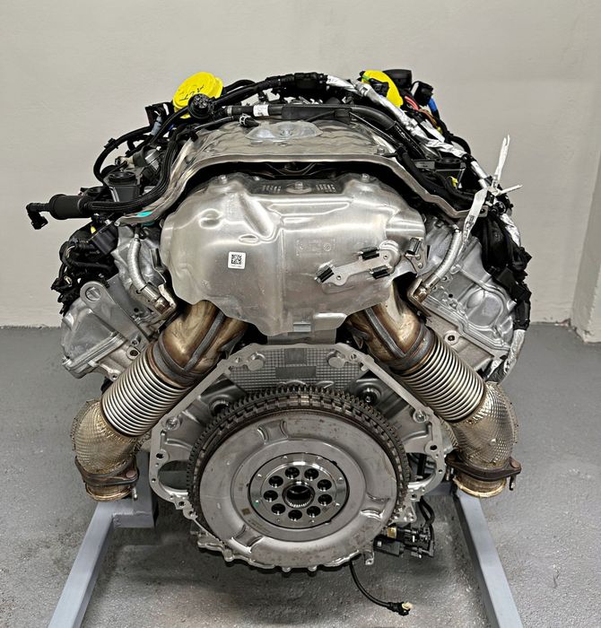 Motor NOU BMW S68B44A XM X5 X6 X7 M60i Competition 760i Mild Hybrid