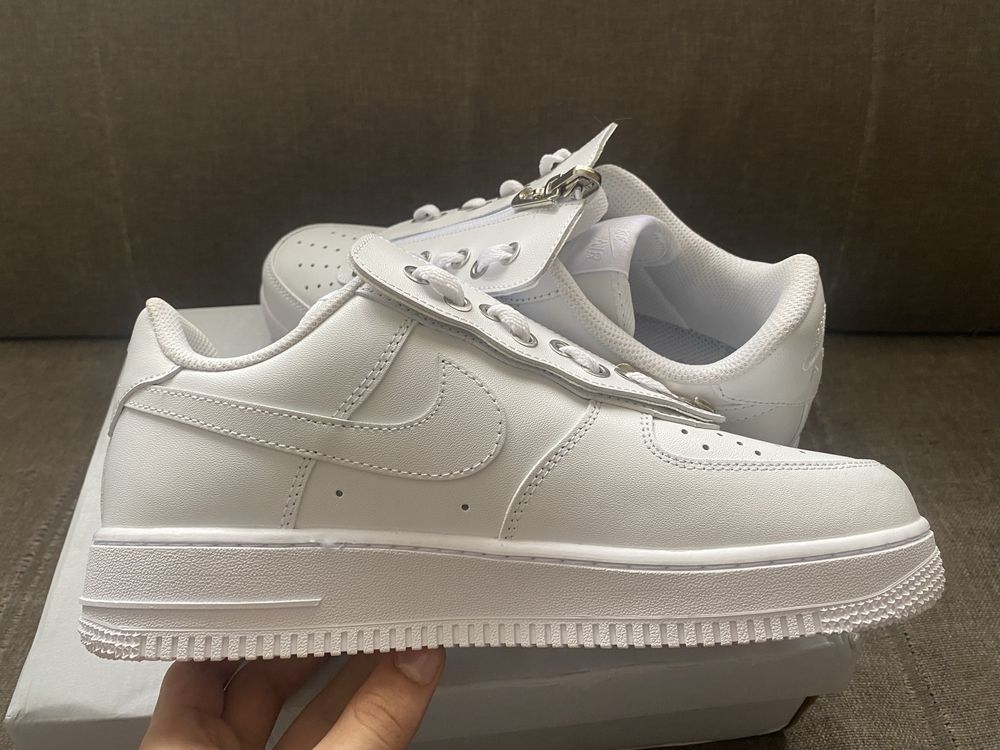AF1 shroud