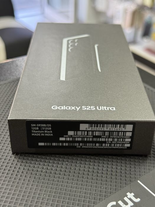 Samsung Galaxy S25 Ultra 5G,Titanium Black,512GB*ЧистоНов**2г Гаранция