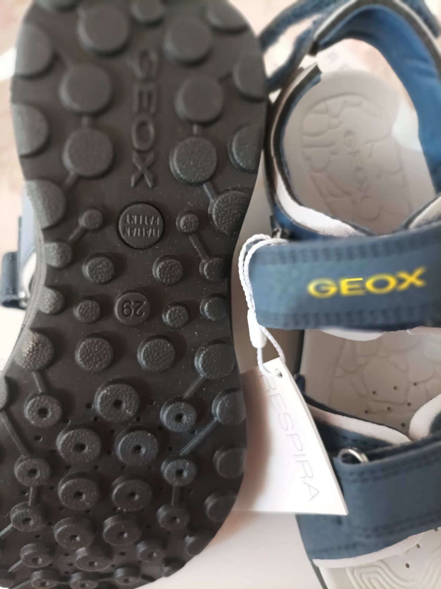 Geox нови N29 сандали