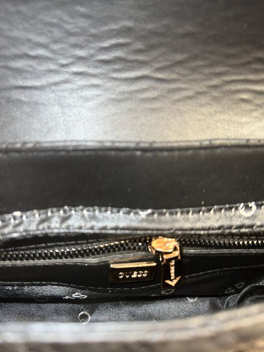 Дамска чанта Guess
