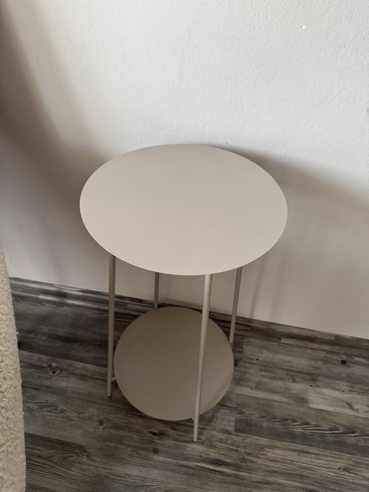 Помощна масичка Jysk