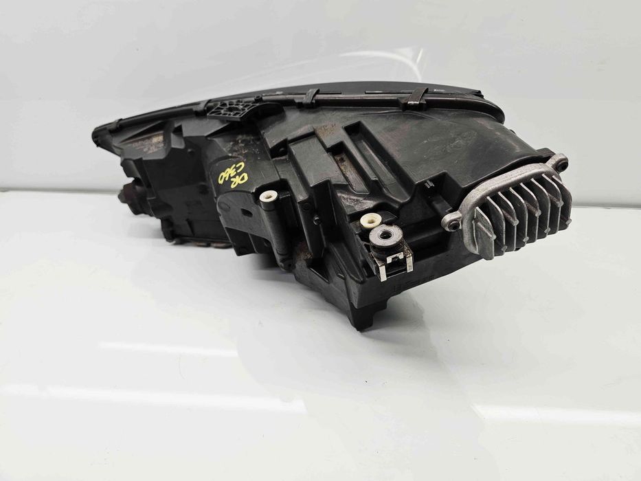 Far dreapta Audi A4 (8W2, B9) [Fabr 2015-2023] 8W0941034A