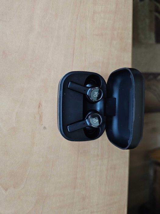 Продавам блутут слушалки - Bang & Olufsen Beoplay EX