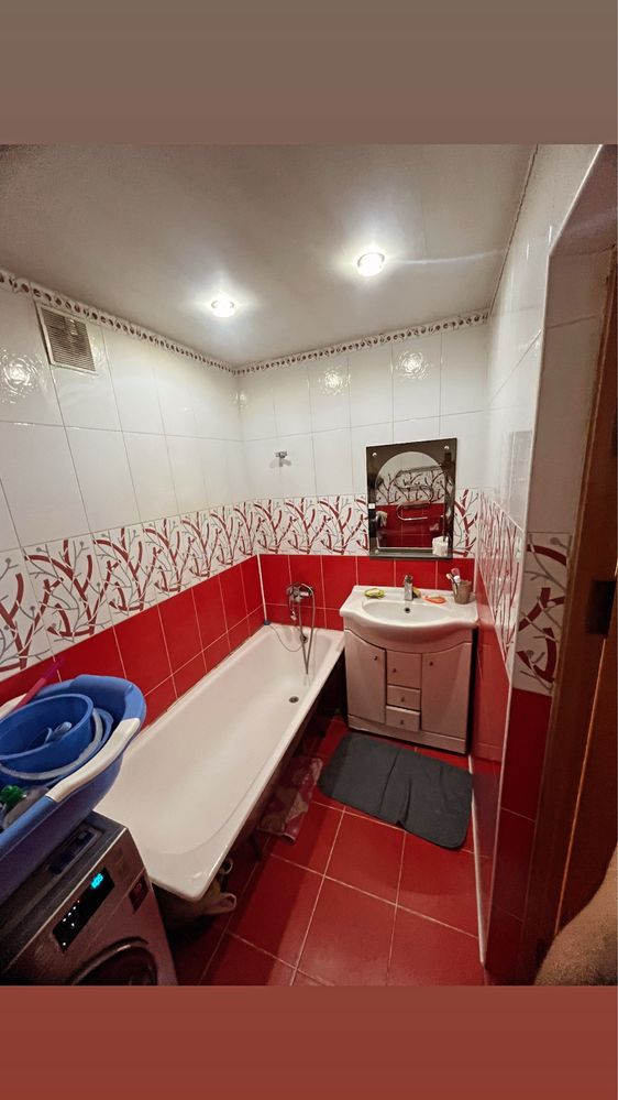 Продам 2 комн квартиру