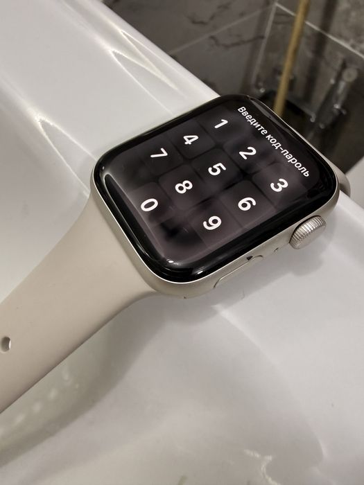 Продам Apple watch Se 2 44 mm