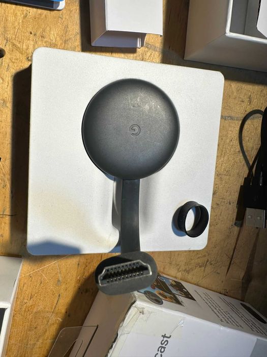 NOU Google chromecast 3 original la cutie