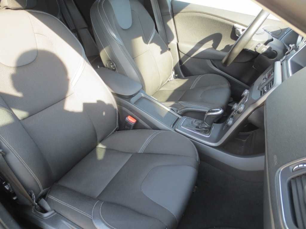 Volvo V40 2.0 D Автомат