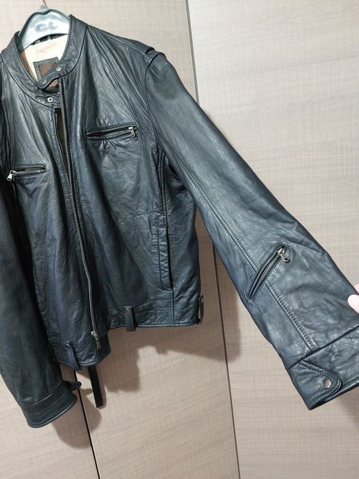 Vând geaca piele, tip moto, marca Ricano, mărimea L