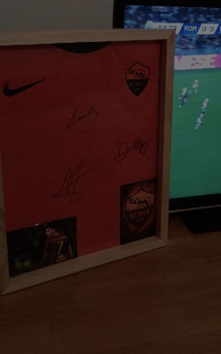 Tricou AS Roma,semnat de Lorenzo Pellegrini,Nicolò Zaniolo,Pau López