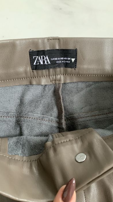Кожен панталон ZARA