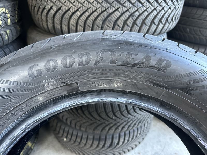 215/65/17 GOODYEAR 4бр