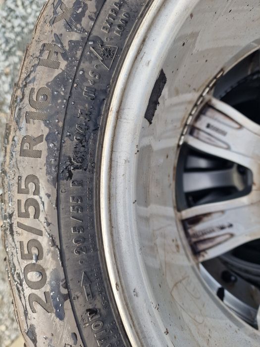 Jante Volvo R 16 cu anvelope de iarna