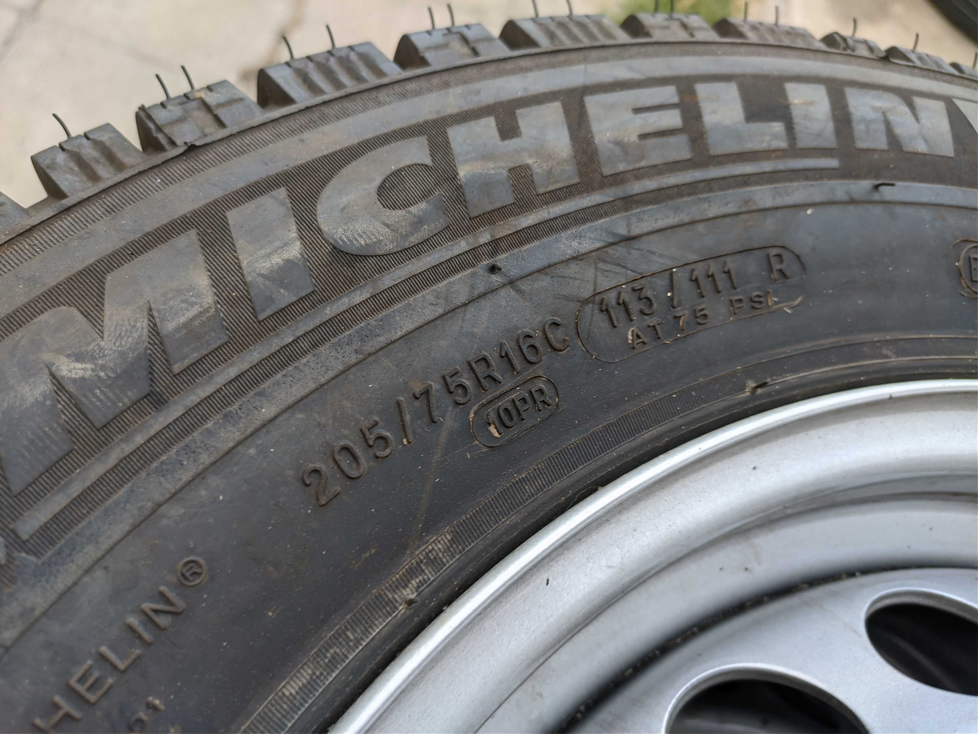 4бр Нови Демо зимни гуми 205 75 16 С - Michelin