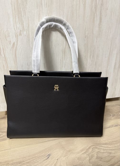 Geanta Tommy Hilfiger
