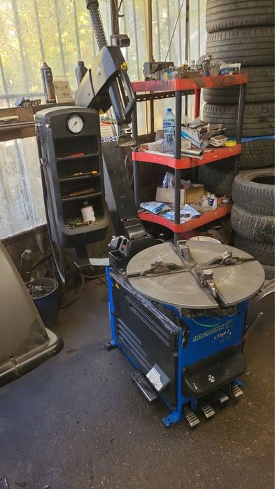 Машина демонтаж/монтаж HOFMANN