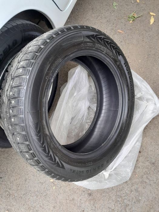 Продам зимние резины на 16