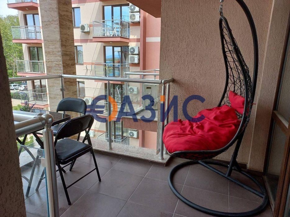 Продава се Двустаен апартамент в к.к. Слънчев бряг - 59 кв.м за 1373 €/кв.м - Снимка #14