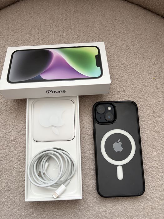 Vand iPhone 14 stare perfecta