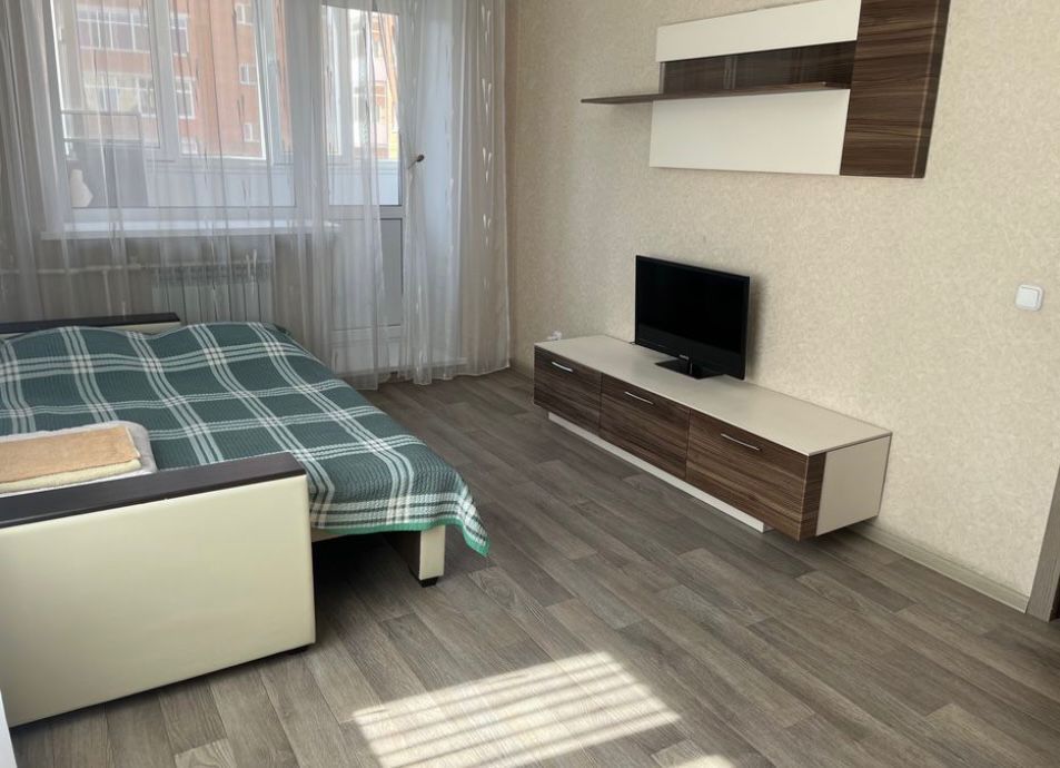 Продам 1 комнатную квартиру, с ремонтом и мебелью