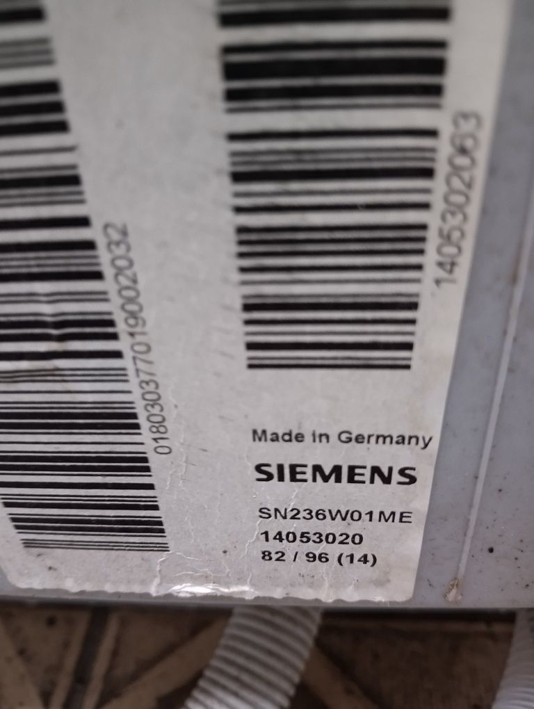 Свободно стояща съдомиялна Сименс Siemens IQ 300 A+++ 2години гаранция
