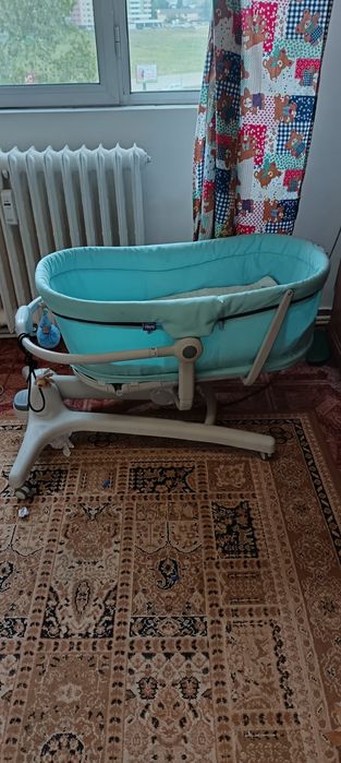 Pătuț pentru bebeluș