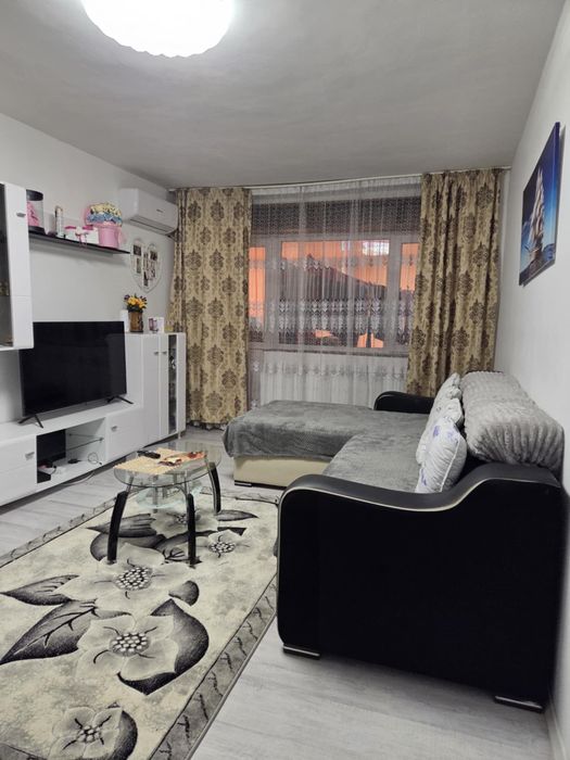 Ploiesti Nord Strada Crizantemelor 2 semidecomandate 53000 euro