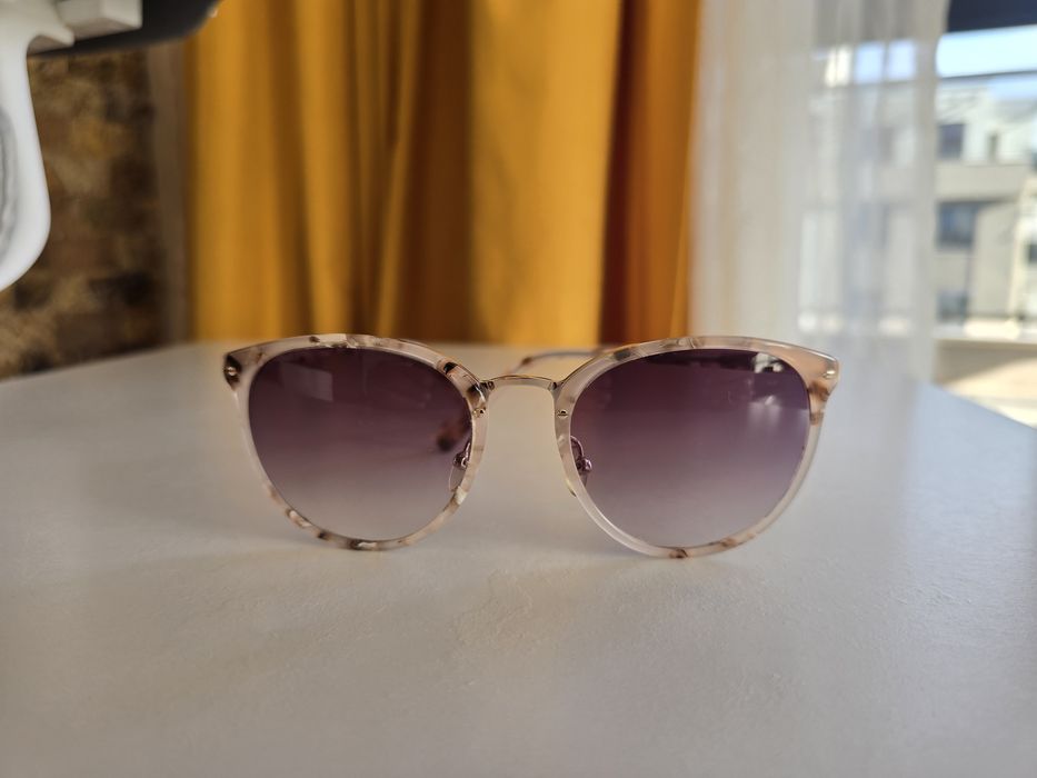 Дамски слънчеви очила