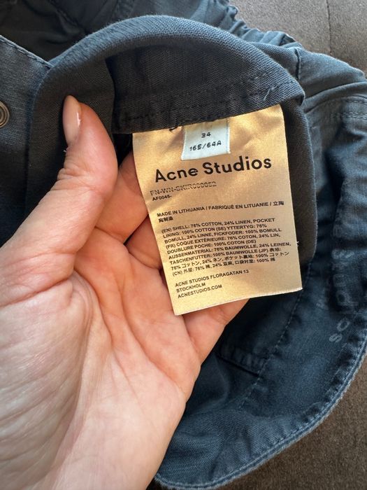 Пола acne studios