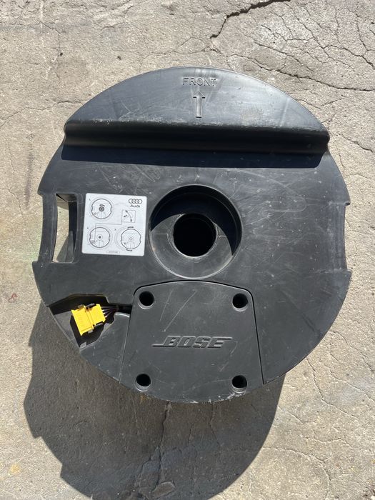 Subwoofer Speaker Субуфер за Audi Q7 4L Bose