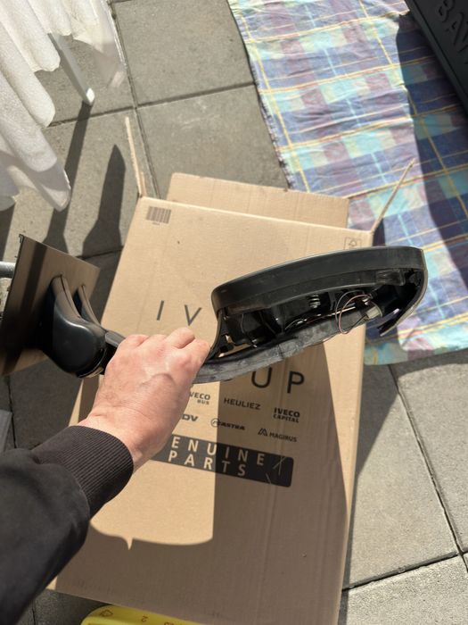 Странично огледало Ивеко дейли Iveco Daily 2019 дълго рамо.Капак ляв