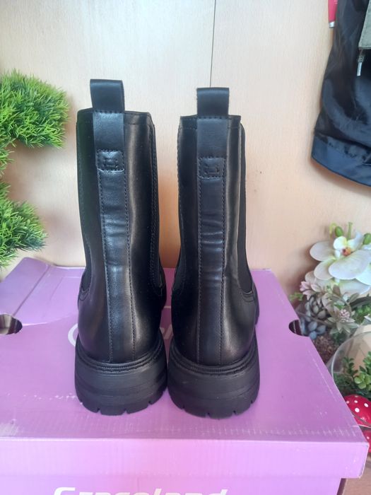 Botine dama noi mărimea 39