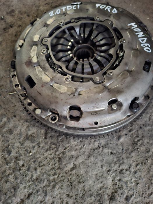 Volanta Masă dublă Ford Mondeo 2.0 TDCI TDDI
