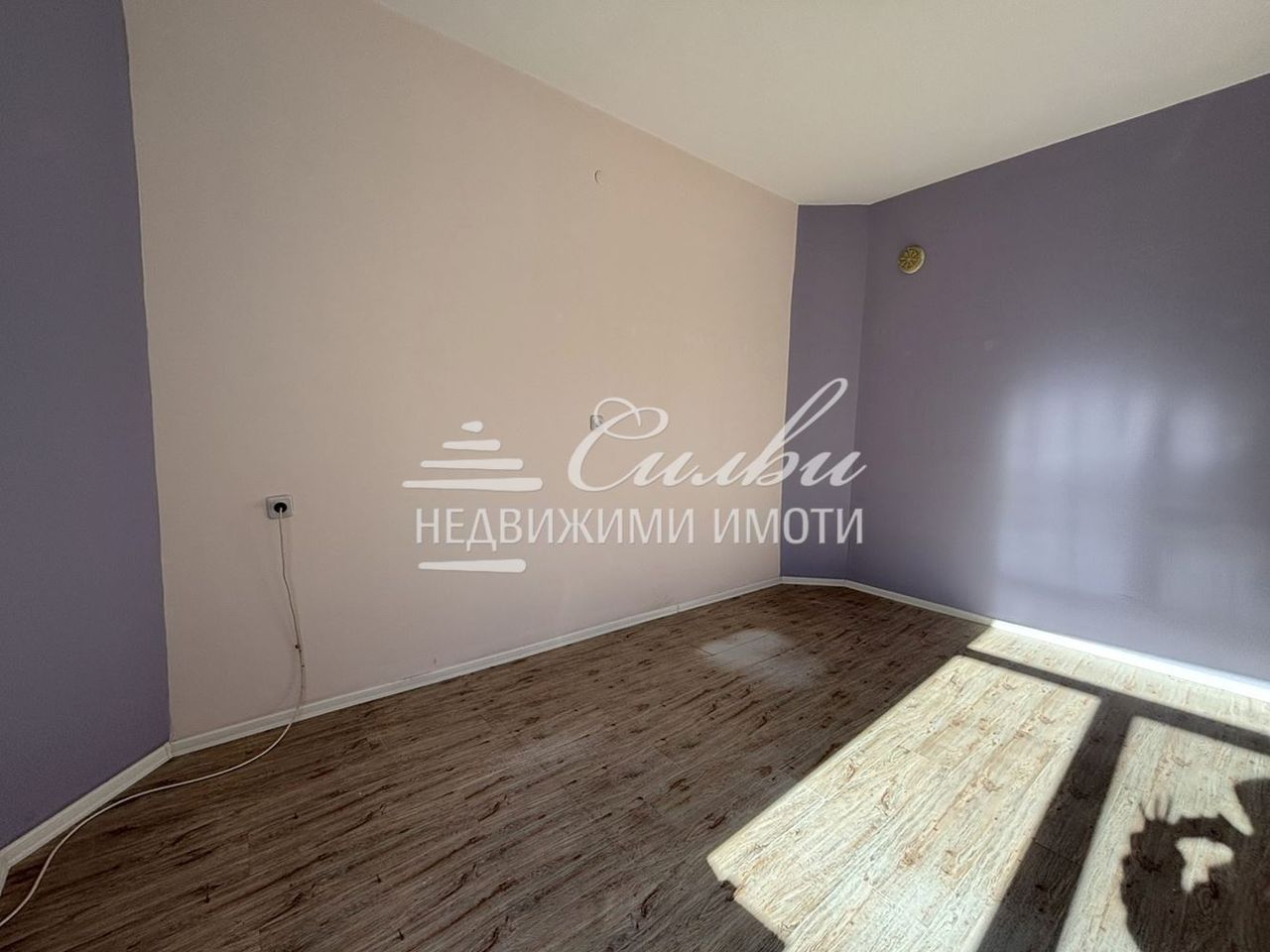 Дава се под наем Магазин в Шумен, Център - 20 кв.м за 102 € - Снимка #2