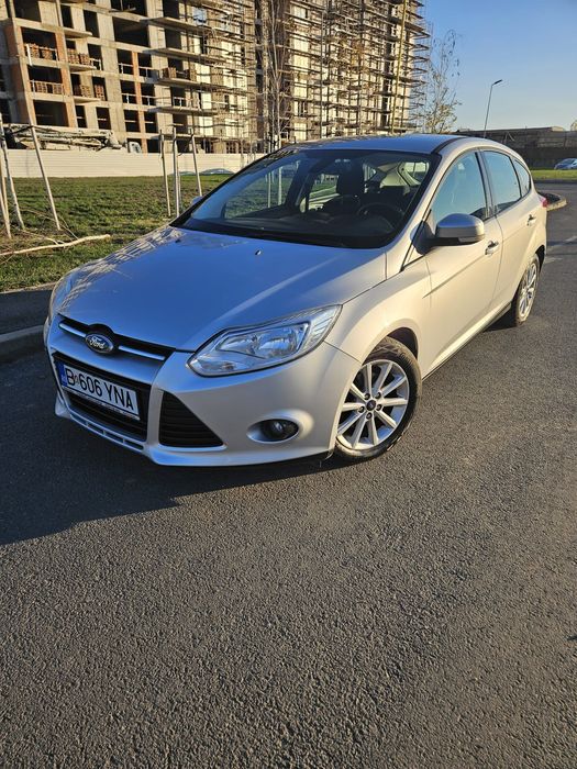 Ford Focus 1.6 Hatchback 2012