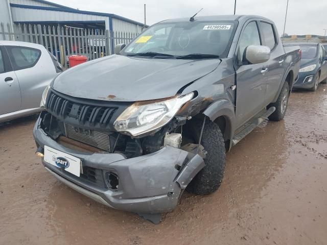Dezmembrez Mitsubishi L200 5 [2015 - 2020] Pickup 2.4 D AT (181 hp)