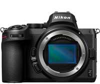 Nikon Z5 Aparat Foto Mirrorless 24.3 MP Body Negru