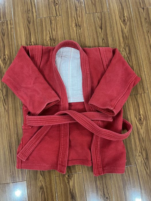 Куртка самбо-зимняя на 8-10 лет,