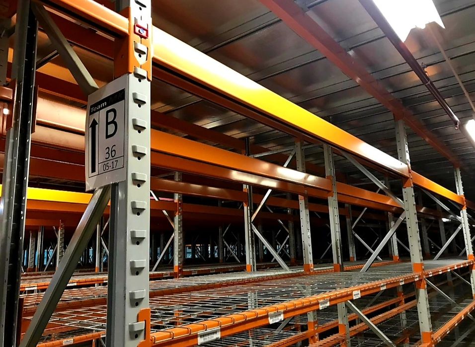 Rafturi metalice apex model inovator cu reglaj