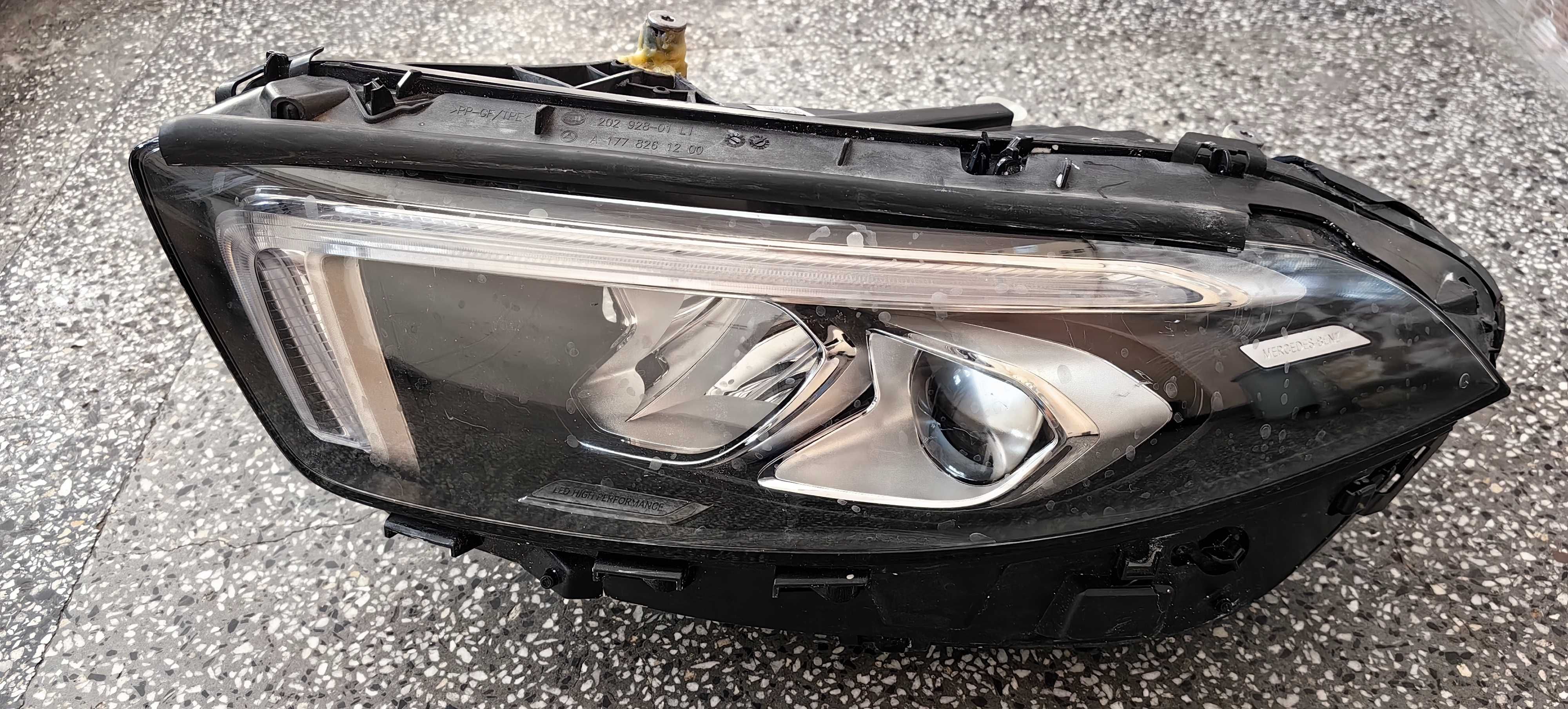 Фар за Mercedes A Class W177 Full LED / Мерцедес А Класв В177