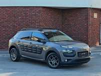Citroën C4 Cactus Automatic / Navigatie / LED