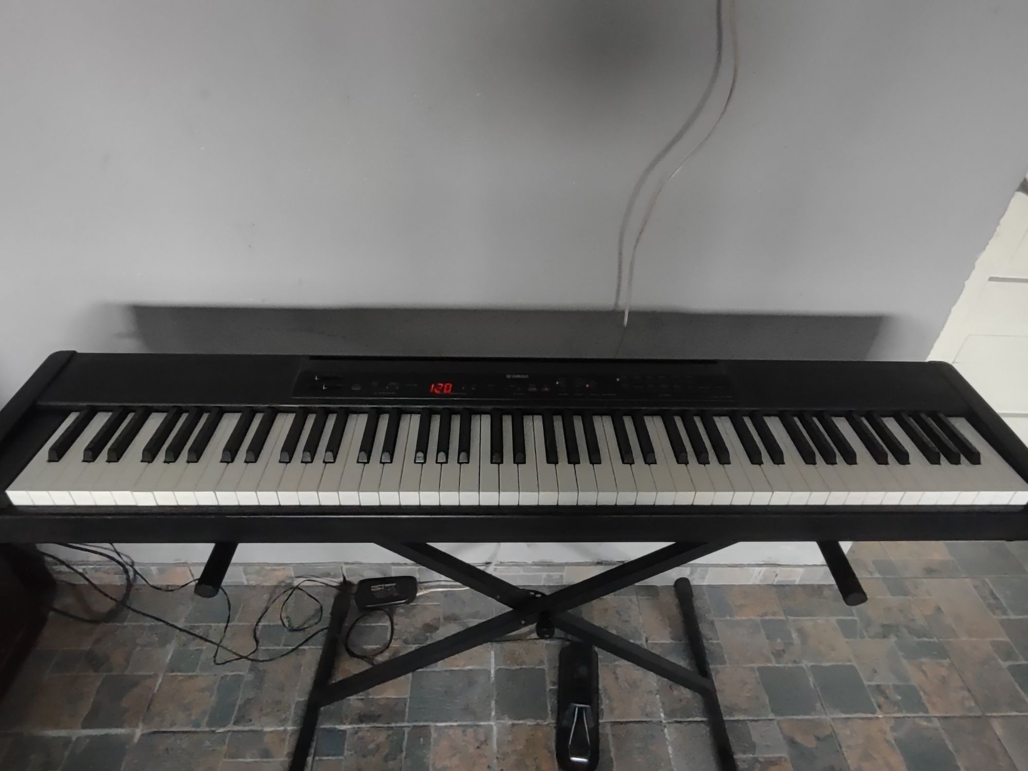 Pian digital Yamaha P 80!