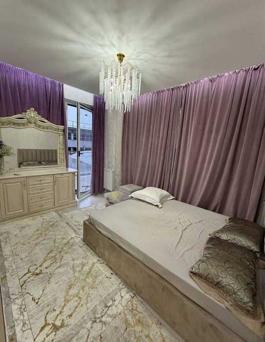 ЖК Зарафшон Сити 4 комнатная 2 этаж Бабура Рядом Пирамит Тауэр