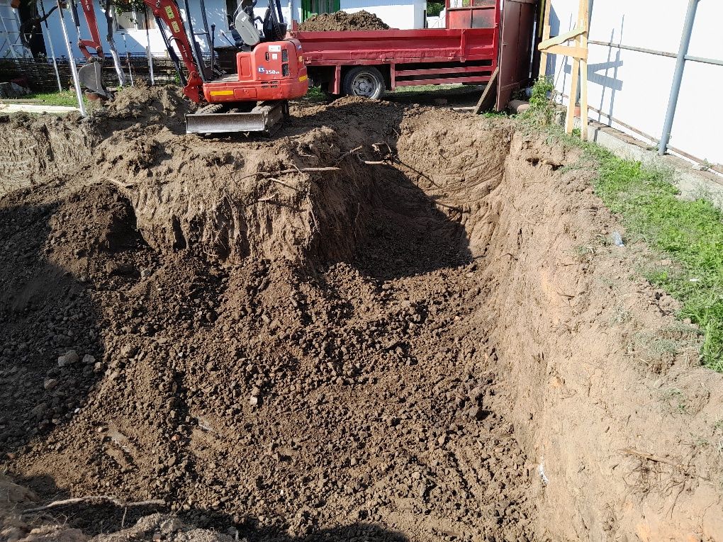 Săpături miniexcavator Moinești. Comănești.  Dărmănești Dofteana