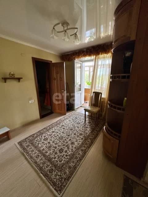 Продам 4 комнатную квартиру в отличном доме